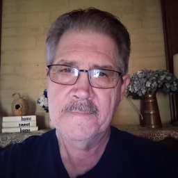 Phillip McCloud
I teach stay-at-home parents how to earn real money online.
beyourownboss.phillipmccloud.com